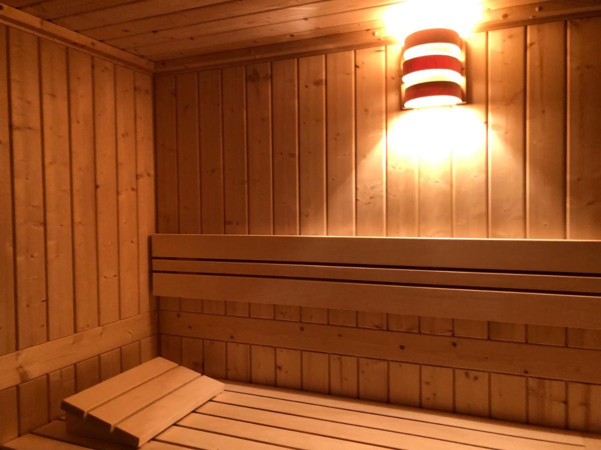 Grosszuegiges Reetdachhaus An Der Nordsee Langenhorn Luaran gambar